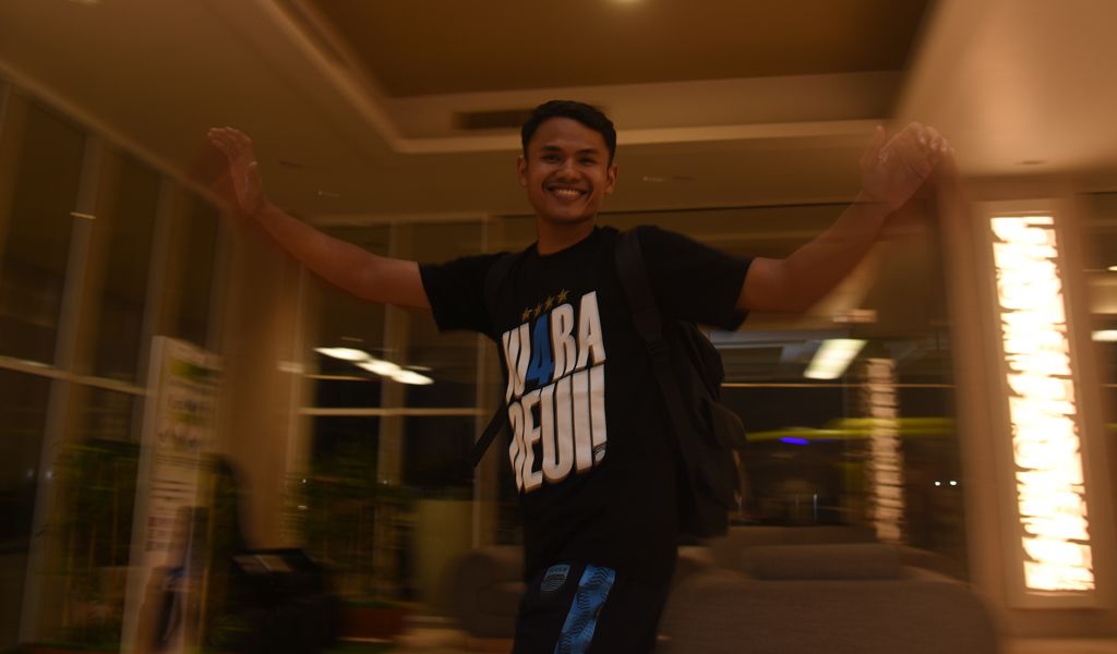 Dimas Drajad mengungkapkan rasa syukurnya setelah mendapatkan kesempatan bermain lagi bersama Persib Bandung.