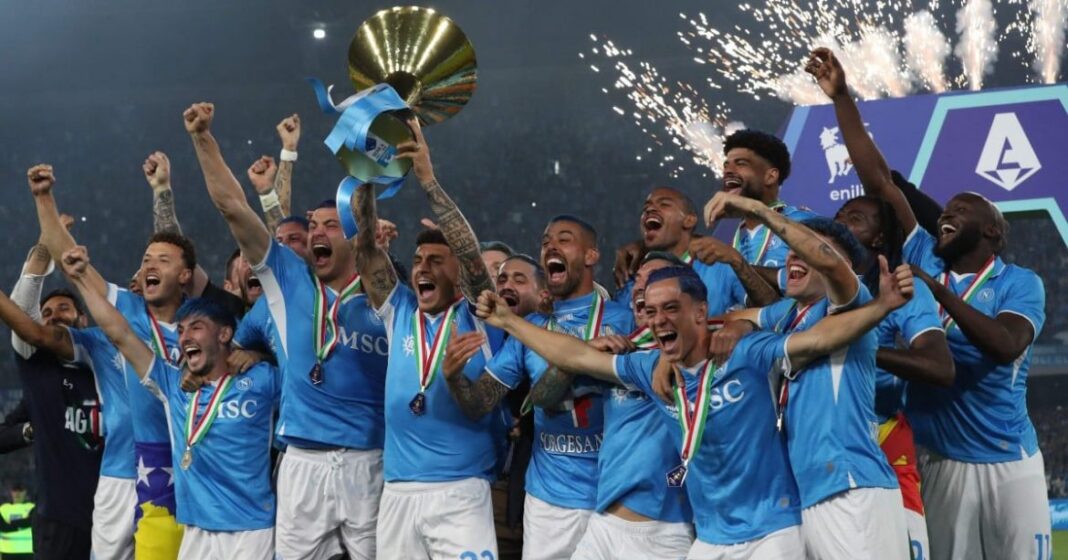Kemenangan Napoli atas Cagliari di laga terakhir Serie A 2024/25 berhasil membuat mereka menjadi juara di musim ini.