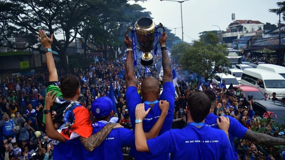 Kota Bandung bersiap menyambut euforia kemenangan Persib Bandung yang berhasil keluar sebagai juara Liga 1 2024/25.
