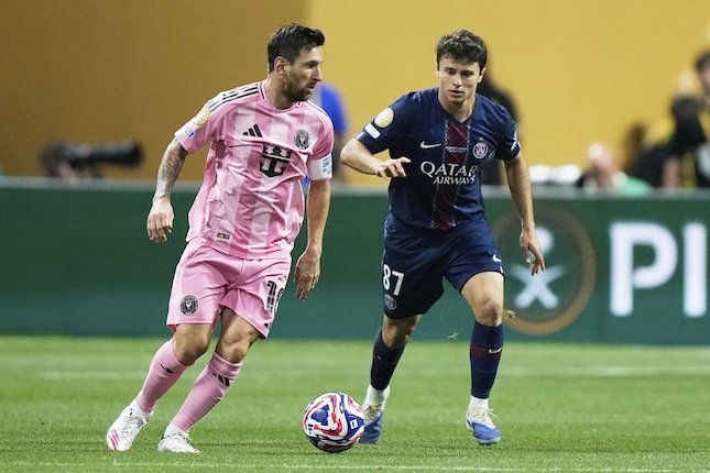 Lionel Messi dan Inter Miami harus rela tersingkir dari FIFA Club Wolrd Cup 2025 setelah dikalahkan oleh PSG dengan skor besar 4-0.