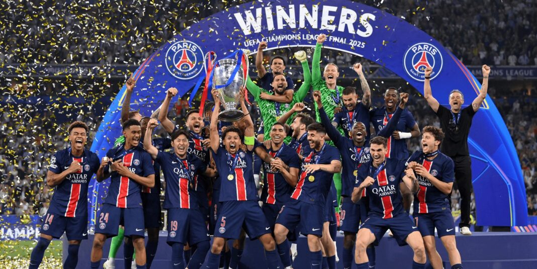 PSG sukses meraih gelar UCL pertamanya dalam sejarah mereka setelah menghancurkan Inter Milan dengan skor 5-0 di laga final.