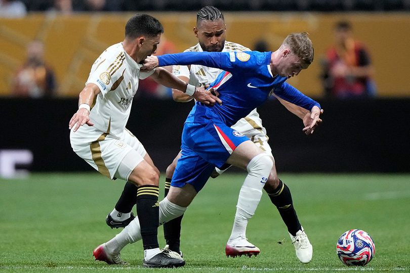 Chelsea sukses menang atas LAFC setelah mereka mencetak dua gol tanpa balas di laga pertama mereka di FIFA Club World Cup 2025.