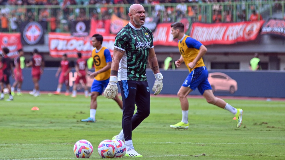 Pelatih penjaga gawang asal Brasil Luizinho Passos dipastikan hengkang dari Persib Bandung usai back to back juara.