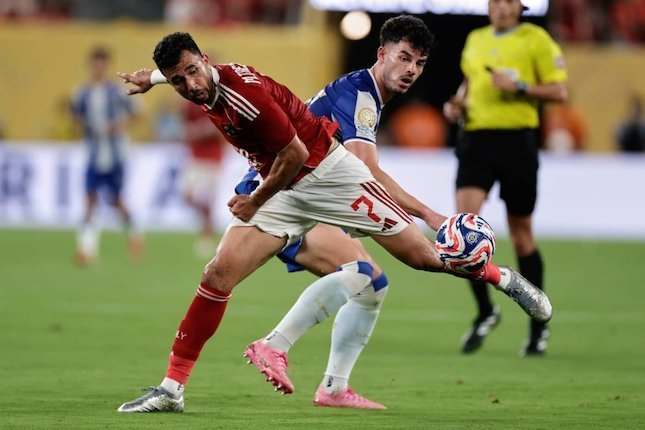 FC Porto dan Al Ahly mencetak sama-sama empat gol di pertemuan mereka, namun keduanya dipastikan tersingkir dari FIFA Club World Cup 2025.