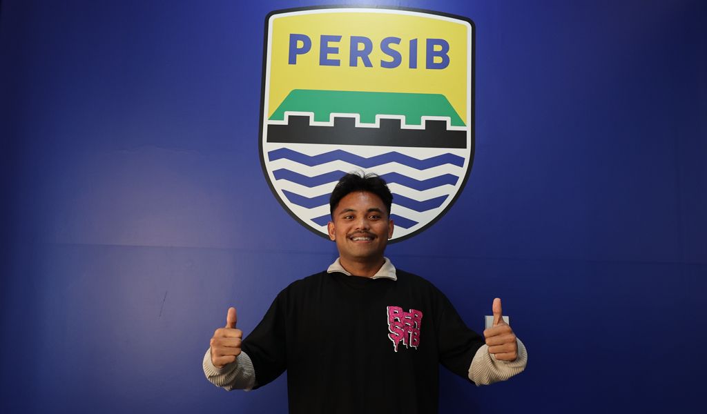 Persib Bandung membuat gebrakan baru dalam memperkenalkan pemain anyarnya, Saddil Ramdani, pada Rabu (11/6).