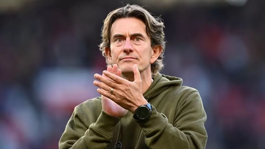 Proses perekrutan manajer baru Tottenham Hotspur memasuki fase krusial, dengan Thomas Frank menjadi kandidat utama