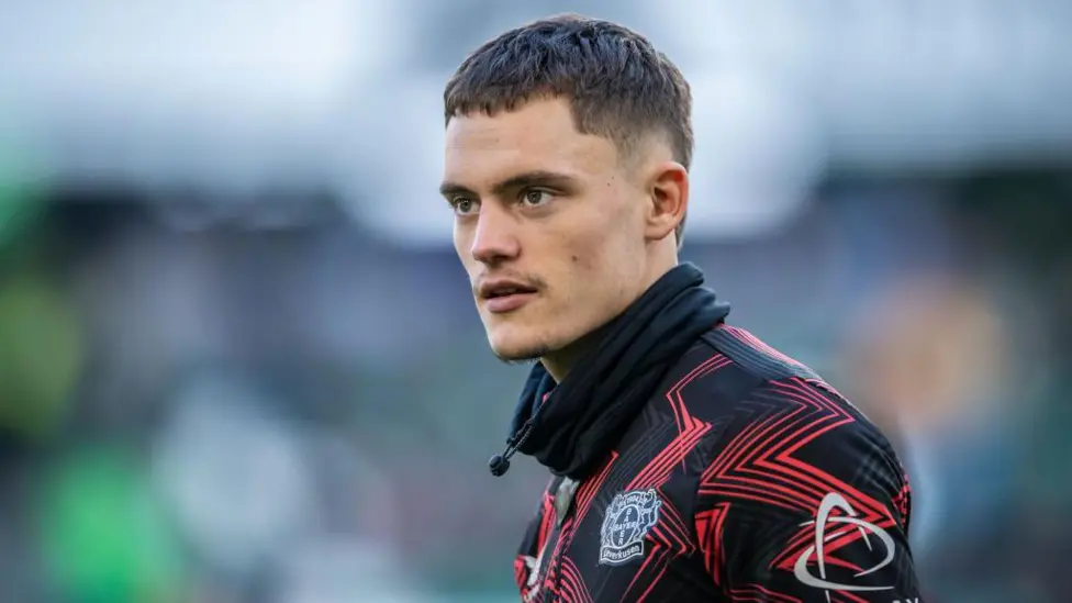 Liverpool semakin dekat dengan kesepakatan untuk merekrut bintang Bayer Leverkusen Florian Wirtz, dengan negosiasi kini memasuki tahap akhir.