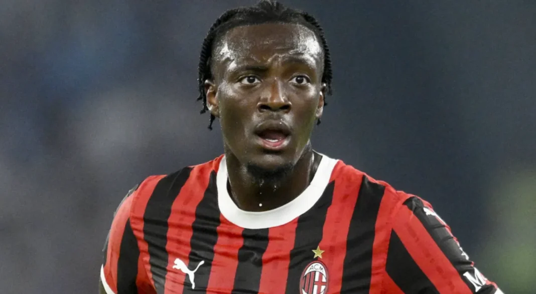Striker Inggris Tammy Abraham telah memutuskan untuk meninggalkan Roma dan memulai babak baru dengan bergabung ke klub Turki, Besiktas.