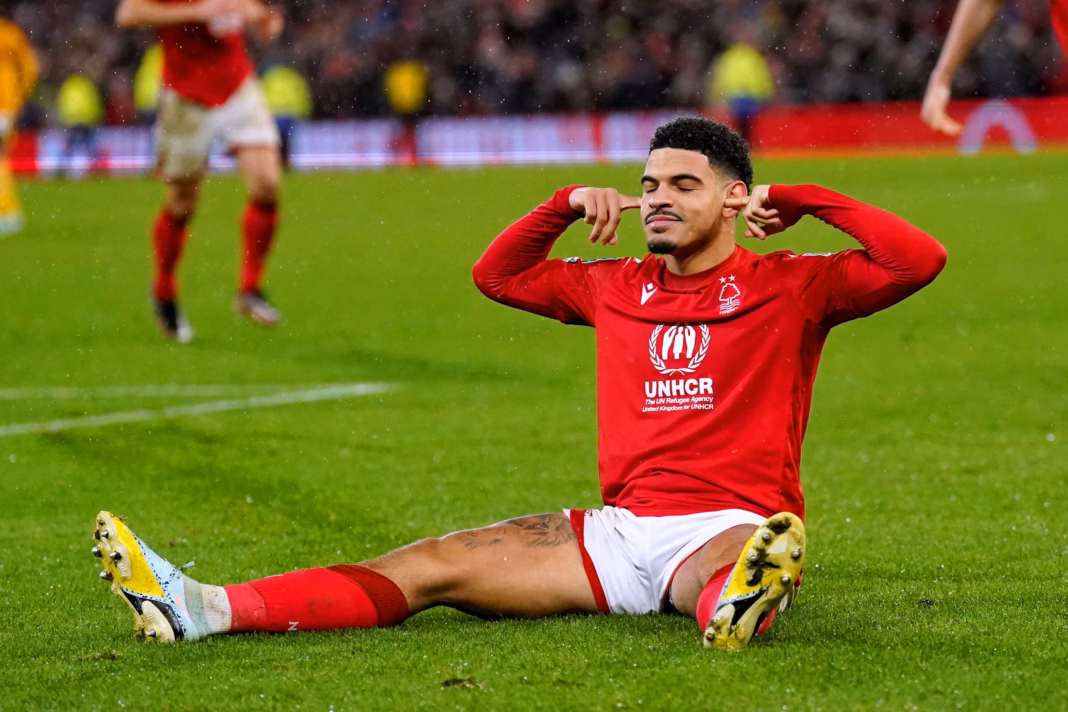 Klub Premier League, Nottingham Forest, dikabarkan sedang mempersiapkan langkah hukum serius kepada Tottenham Hotspur.