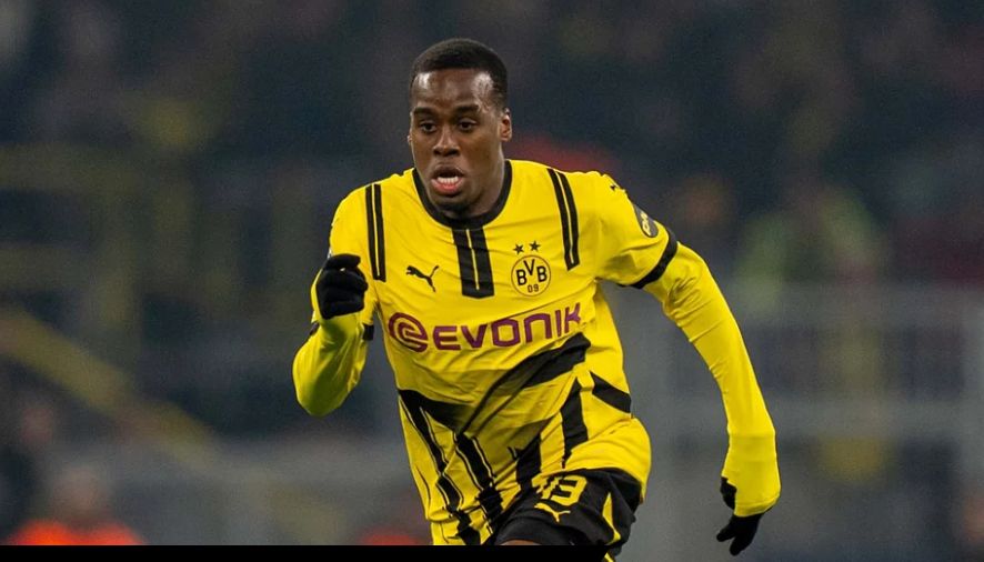 Chelsea telah bersiap untuk menyambut kedatangan pemain muda berbakat Jamie Gittens dari Borussia Dortmund.