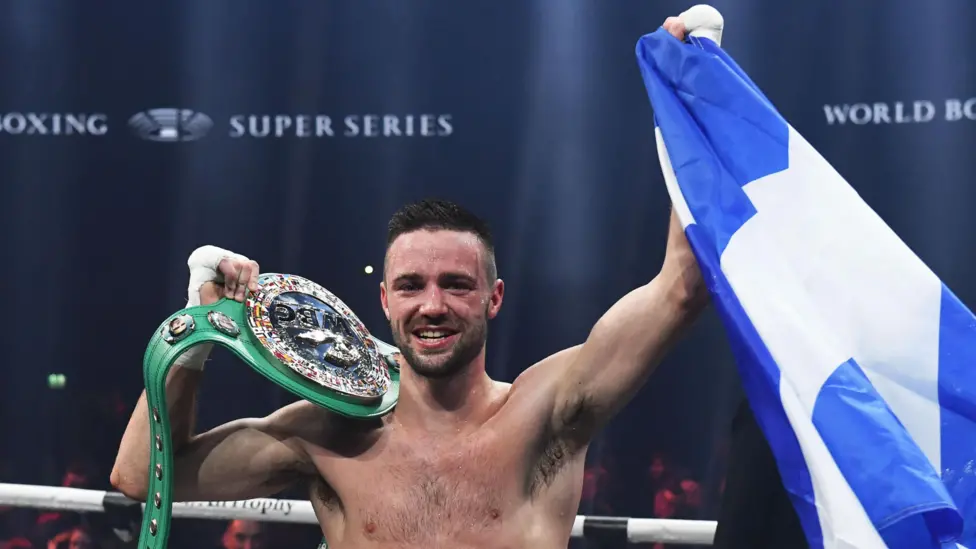 Petinju legendaris asal Skotlandia, Josh Taylor, memutuskan mengakhiri karier tinjunya setelah menerima rekomendasi medis.