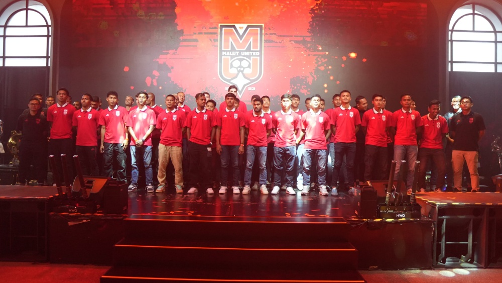Malut United FC resmi mengumumkan 35 pemain terbaiknya untuk bersaing dengan tim lain di BRI Super League 2025/26.