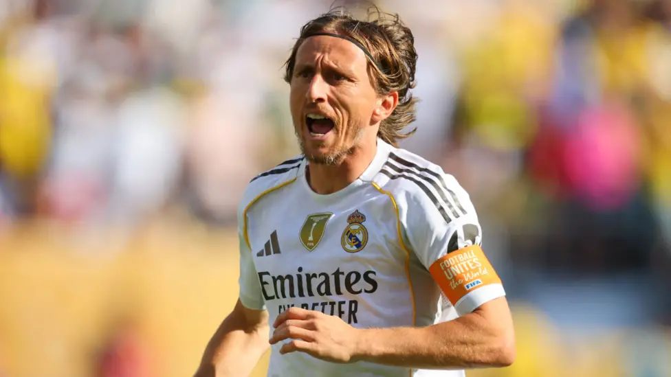 Kehadiran Luka Modric di AC Milan menjadi pembicaraan hangat setelah Massimiliano Allegri secara resmi mengonfirmasi transfer sang legenda.