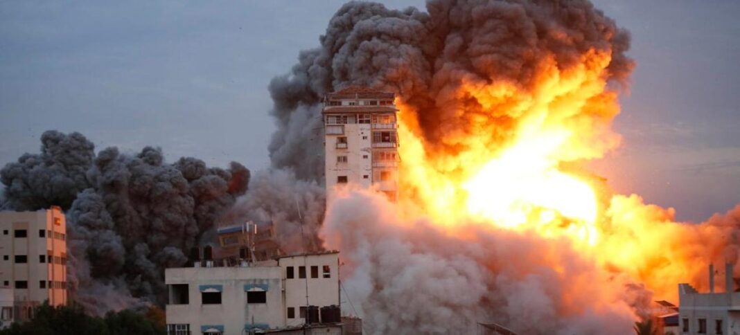 Ledakan di Palestina.