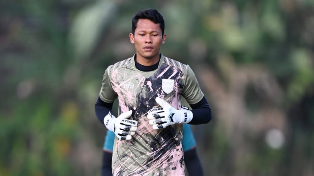 Kiper anyar Borneo FC Samarinda, Syahrul Trisna Fadilah berharap kehadirannya mampu memberikan kontribusi positif bagi tim.