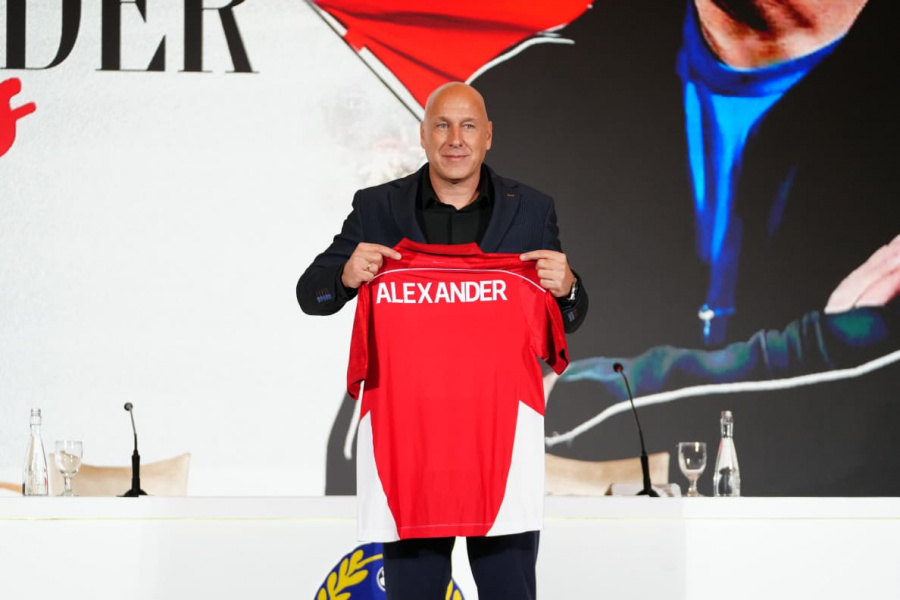 Alexander Zwiers