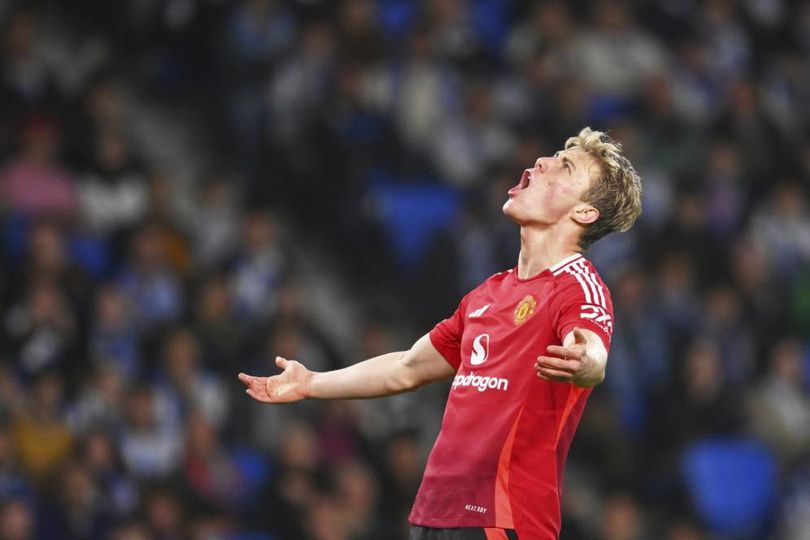 Klub raksasa Italia, AC Milan, dikabarkan sedang mempertimbangkan untuk membawa Rasmus Hojlund, striker Manchester United, ke San Siro.
