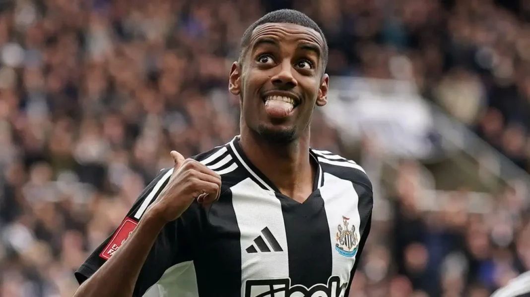Newcastle United, Eddie Howe, mengakui bahwa situasi transfer penyerang Alexander Isak saat ini cukup 