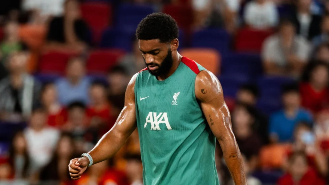 Liverpool bersikukuh menolak setiap tawaran resmi dari Crystal Palace untuk meminjamkan Joe Gomez di musim ini.