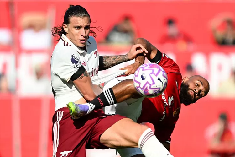 Manchester United harus menelan kekalahan di kandang sendiri dari Arsenal di laga perdana mereka di Premier League 2025/26 dengan skor 0-1.