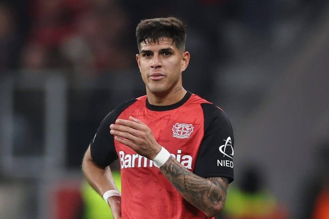 Arsenal tengah menjalani pembicaraan yang cukup intensif untuk merekrut bek Bayer Leverkusen, Piero Hincapie.