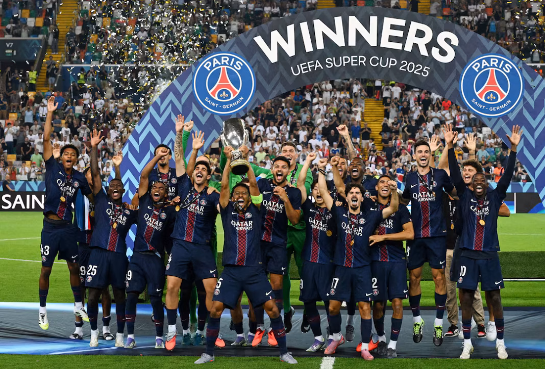 PSG berhasil keluar sebagai juara UEFA Super Cup 2025 setelah mengalahkan Tottenham Hotspur lewat adu penalti 4-3.
