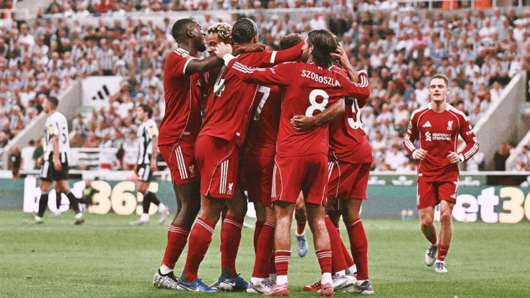 Gol Rio Ngumoha di menit ke-90 sukses membawa Liverpool mencuri poin penuh di kandang Newcastle United, skor akhir 2-3.