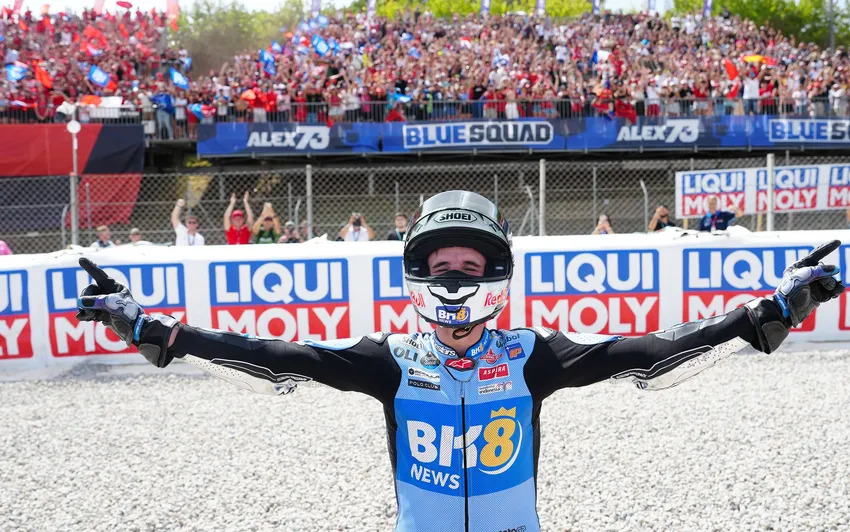 Alex Marquez berhasil menghentikan dominasi tujuh kemenangan beruntun yang diraih sang kakak, Marc Marquez, di sirkuit GP Catalonia.