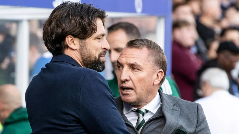 Brendan Rodgers menyatakan Russell Martin pantas mendapat lebih banyak penghargaan dan akan bangkit dari tekanan yang dihadapinya saat ini.