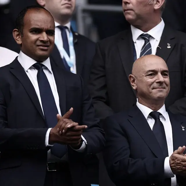 Setelah kepergiannya yang mendadak sebagai chairman Tottenham Hotspur pada Kamis, Daniel Levy meninggalkan satu pertanyaan besar.