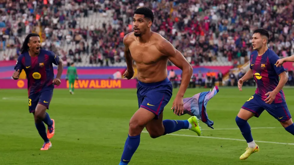 Sebuah gol dramatis yang tercipta di masa-masa akhir pertandingan mengantarkan Barcelona meraih kemenangan penting atas Girona.