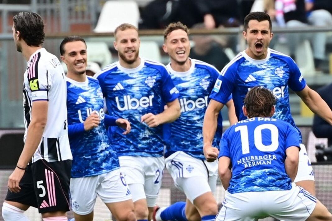 Como secara mengejutkan berhasil menang dari Juventus di kandang sendiri setelah mencetak dua gol tanpa balas.