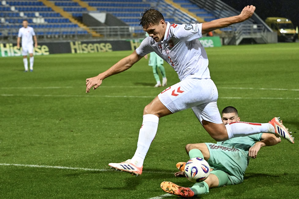 Timnas Denmark sukses meraih kemenangan sangat telak 6-0 atas Belarus dalam laga kualifikasi Piala Dunia 2026.