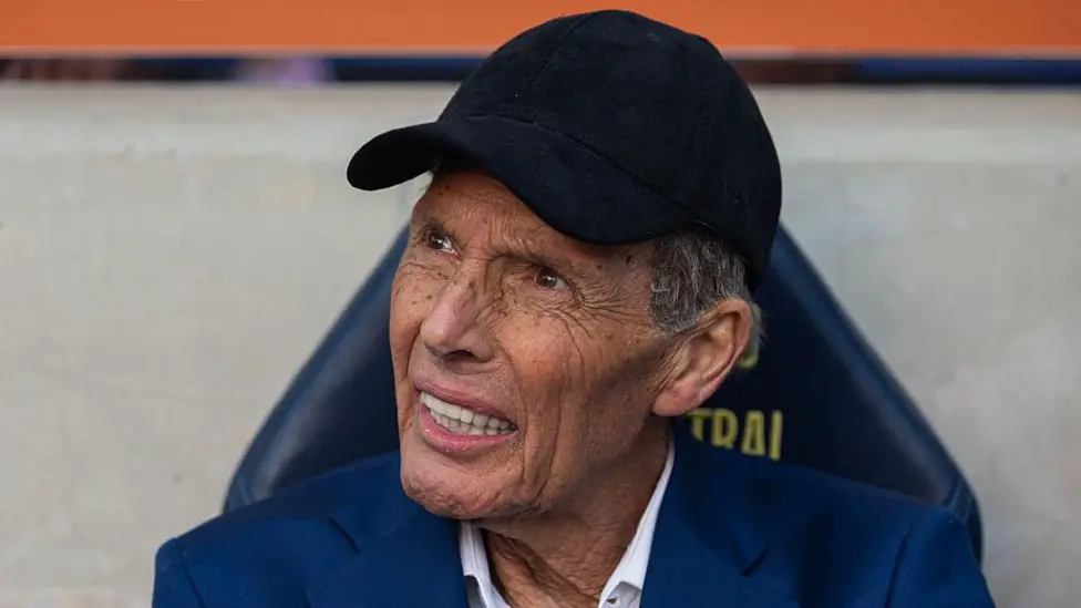 Boca Juniors menyampaikan duka mendalam atas meninggalnya mantan pelatih Miguel Angel Russo pada usia 69 tahun, Rabu ini.