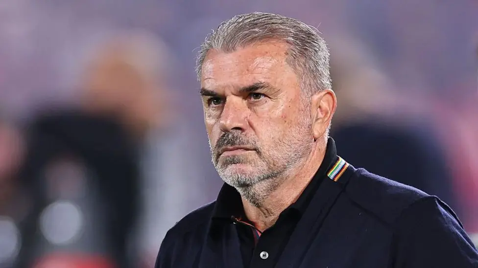 Di tengai tekanan yang kian menguat, Ange Postecoglou masih mendapatkan dukungan dari jajaran hierarki Nottingham Forest.