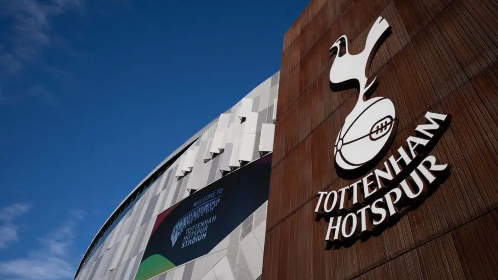 Tottenham Hotspur mendapatkan suntikan dana segar sebesar £100 juta dari pemilik mayoritas mereka untuk memperkuat keuangan klub.
