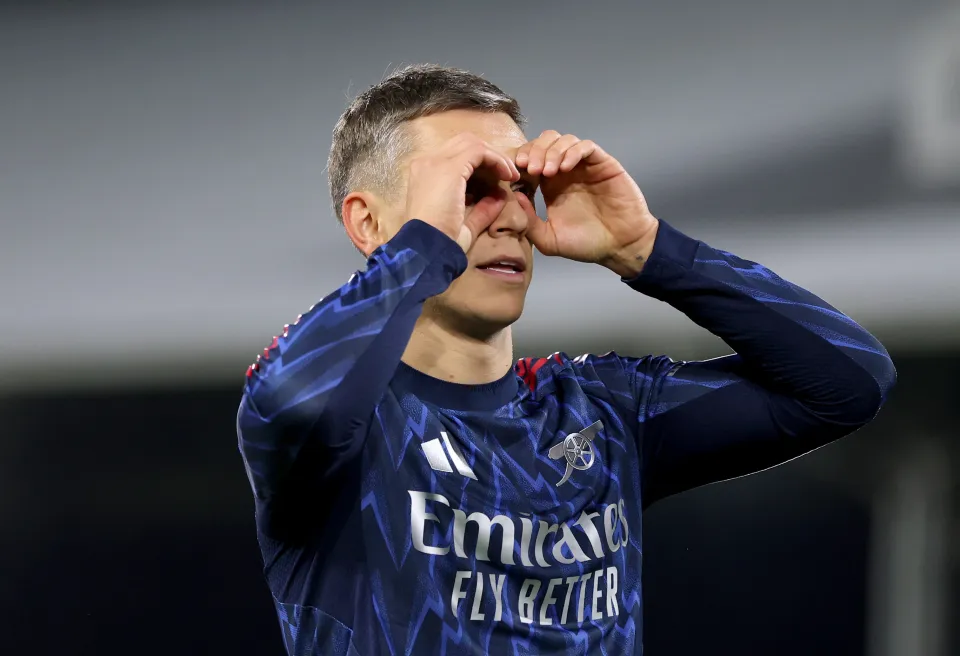 Kemenangan tipis 1-0 atas Fulham yang bertahan dengan gigih berhasil diraih Arsenal, mengukuhkan posisi mereka di puncak klasemen.