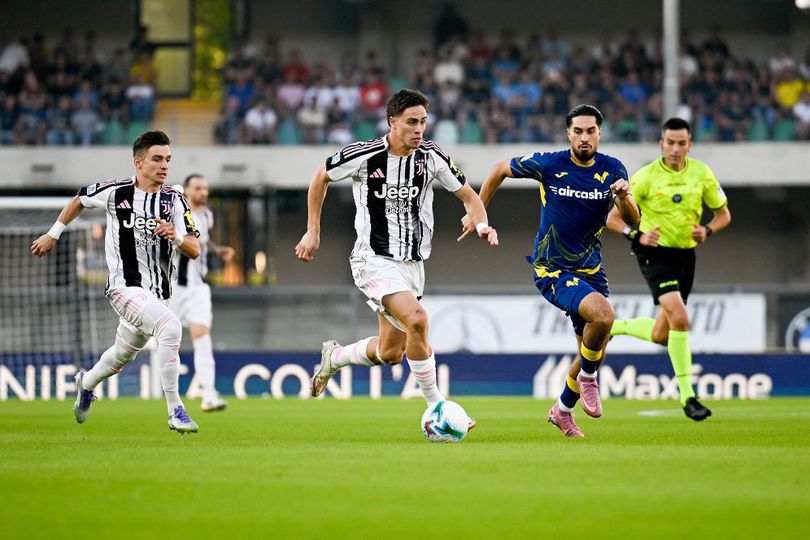 Juventus hanya bisa mencuri satu poin di kandang Hellas Verona setelah mereka bermain sama kuat dan mencetak masing-masing satu gol.
