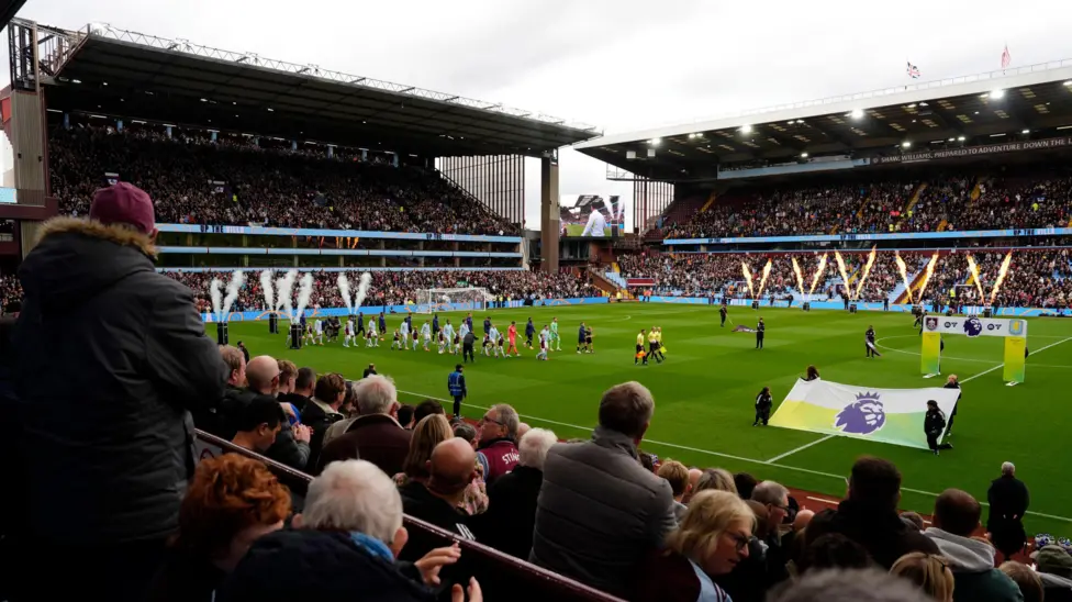 Larangan kehadiran bagi para pendukung Maccabi Tel Aviv dalam laga tandang melawan Aston Villa diumumkan menyusul pertimbangan keamanan.