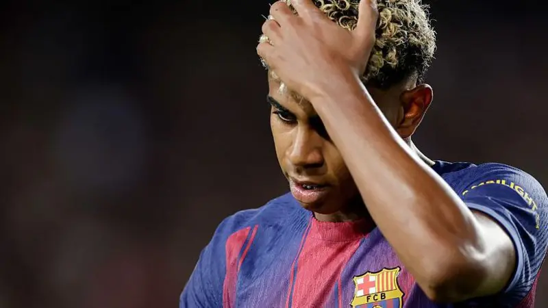 Barcelona harus kembali kehilangan Lamine Yamal selama dua hingga tiga pekan ke depan akibat cedera yang dideritanya.