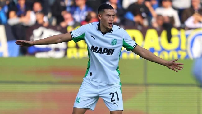 Jay Idzes Como Sassuolo