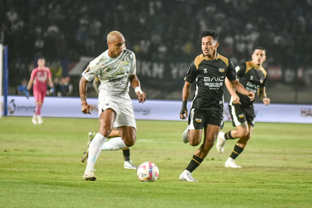 Persib Bandung vs Dewa United