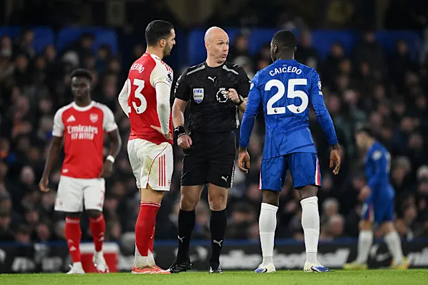 Enzo Maresca mengungkapkan kekecewaannya yang tidak tertuju pada kartu merah Moises Caicedo saat menghadapi Arsenal.