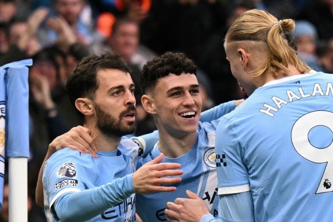Phil Foden menjadi penentu kemenangan Manchester City dari Leeds berkat golnya di menit 90+1, City menang 3-2 di kandang sendiri.