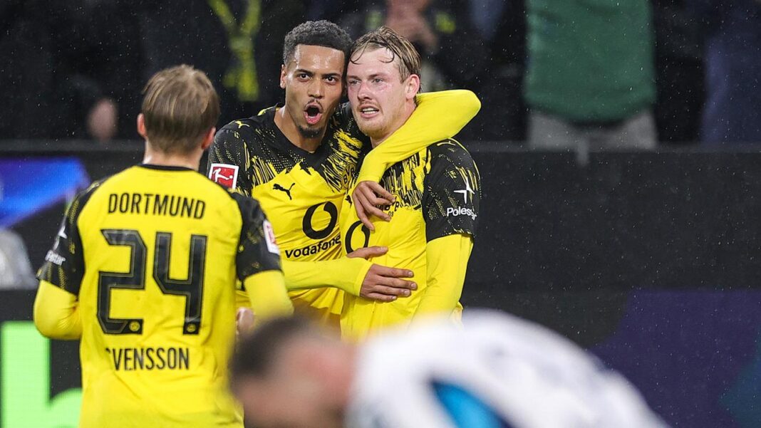 Borussia Dortmund atau BVB berhasil menjaga tiga poin di kandang sendiri setelah mereka mengalahkan tamunya Hoffenheim dengan skor 2-0.