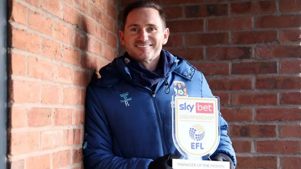 Frank Lampard, pelatih Coventry City, kembali mengukir prestasi dengan menyabet penghargaan manajer terbaik bulanan Championship.
