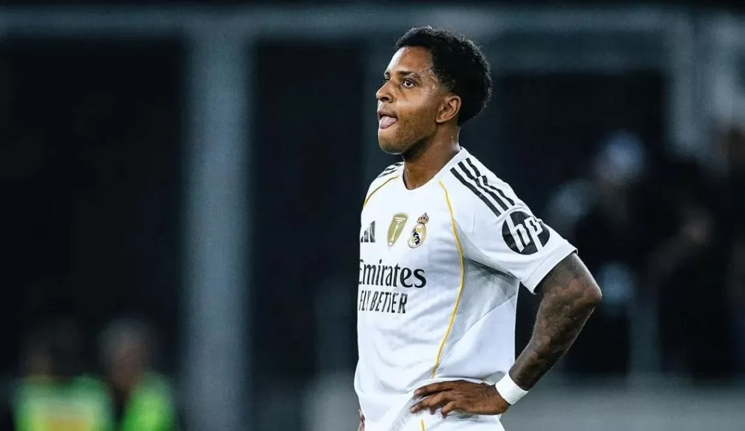 Kabar terbaru menyebutkan bahwa Real Madrid tengah meninjau ulang rencana mereka terkait masa depan Rodrygo.
