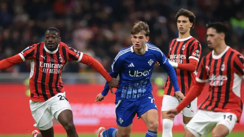 Rencana penyelenggaraan pertandingan antara AC Milan dan Como di Australia telah dibatalkan, menurut pengumuman resmi dari Serie A.