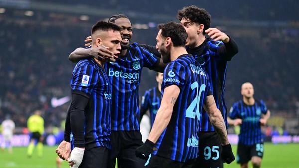 Inter Milan berhasil menang dengan sangat meyakinkan melawan tamunya, Cagliari setelah mereka menang dengan skor 3-1.