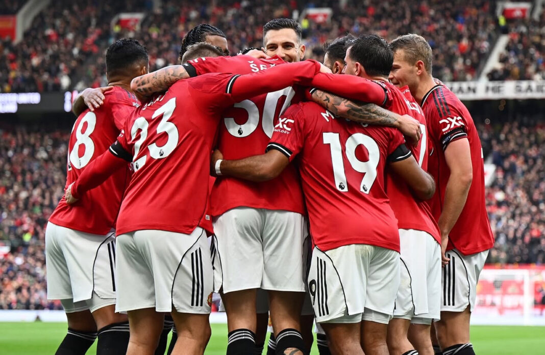 Manchester United mengawali tahun 2025 dengan imbang 2-2 di markas Liverpool, dan menutup tahun yang sama dengan hasil melawan Wolves.